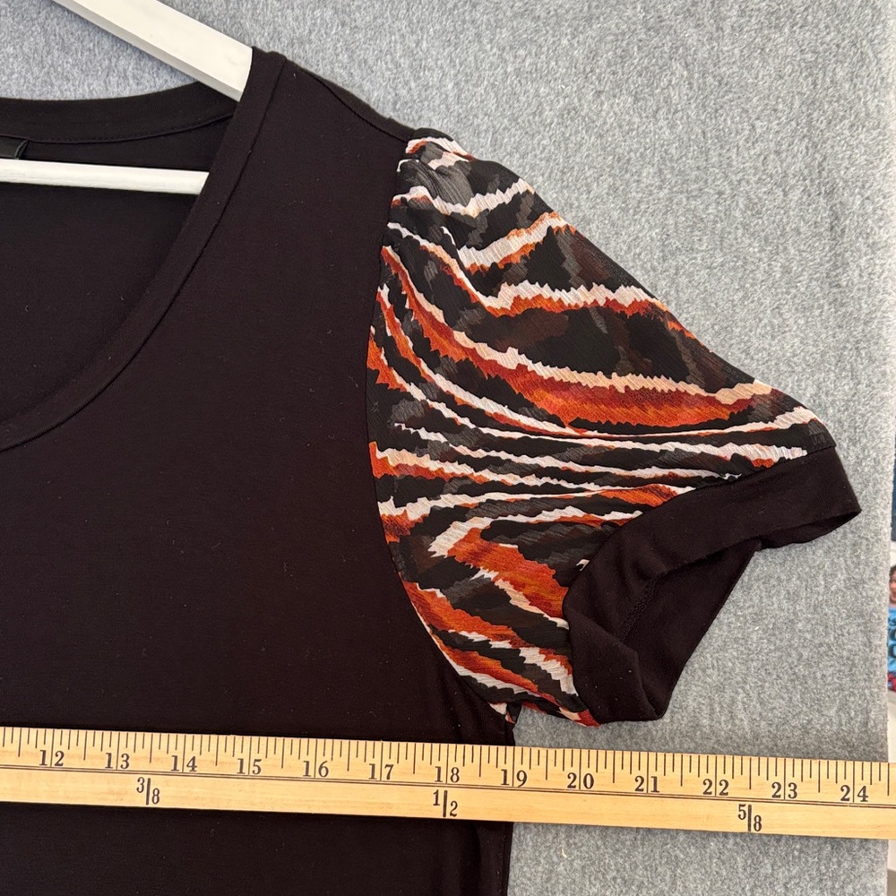 DKNY Black Top with Orange Zebra Print Sleeves - Picture 4 of 6
